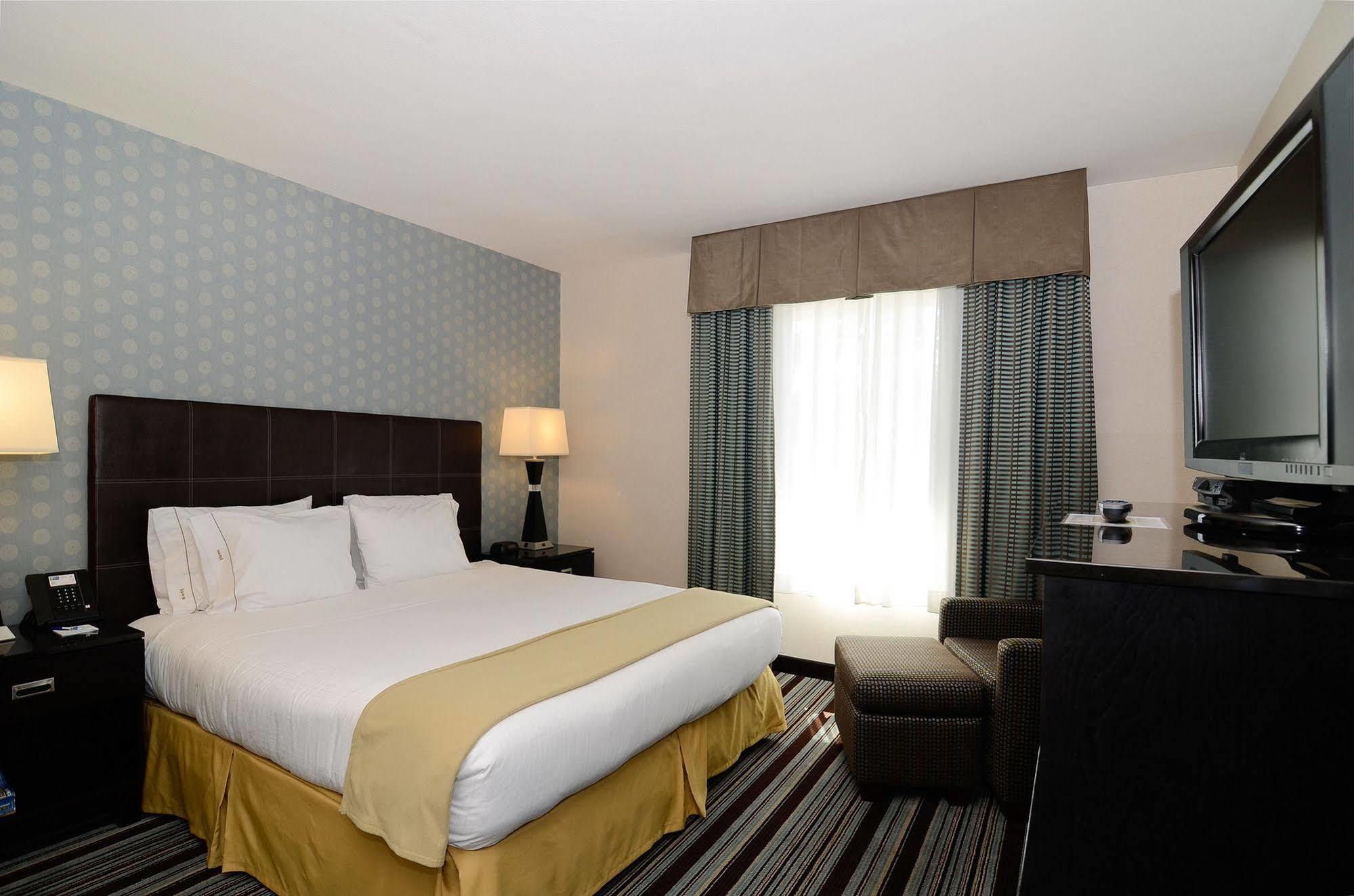Holiday Inn Express San Diego Airport-Old Town By Ihg Екстериор снимка